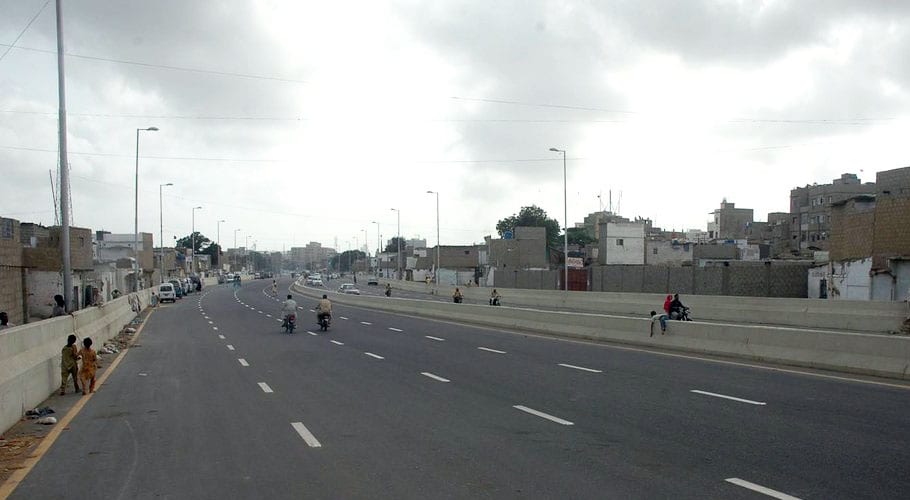 لا ئینز ایریا پروجیکٹ کی کرپشن میں سابق ڈی جی نیب کے ملوث ہونے کا انکشاف