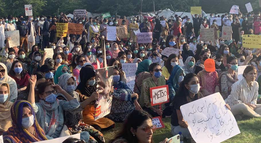 Citizens across Pakistan protest against motorway rape