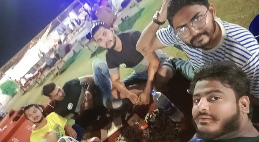 one injured by police firing in Sohrab Goth