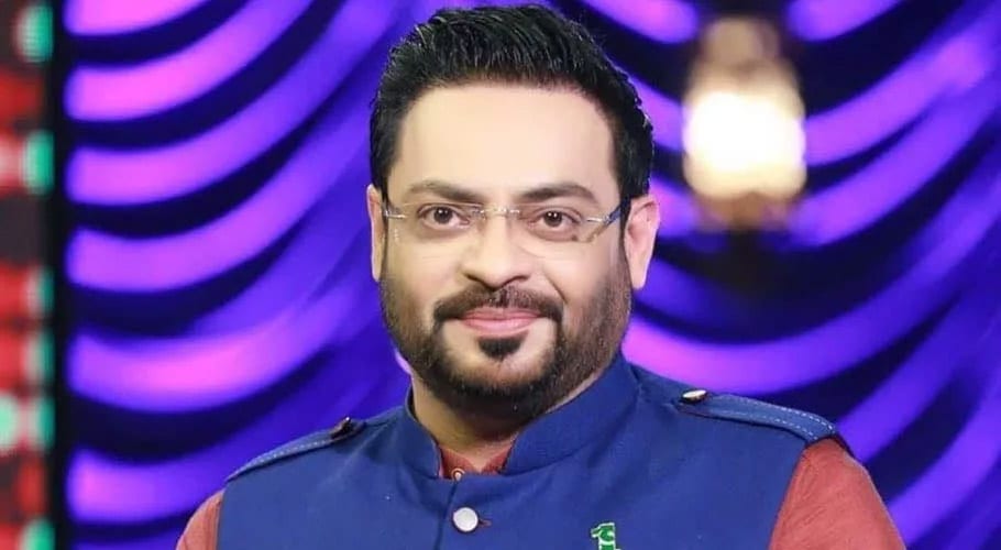 مولانا عادل کی شہادت، وزیرِ مذہبی امور کراچی آئیں، عامر لیاقت نے نئی بحث چھیڑ دی