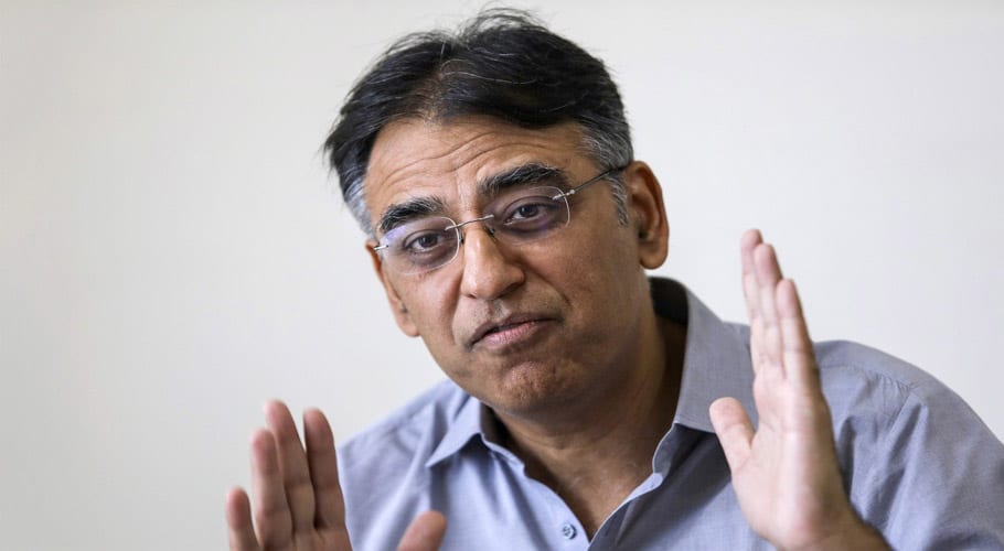 Closing the city is not a cure for Corona, Asad Umar opposes a complete lockdown in Karachi
