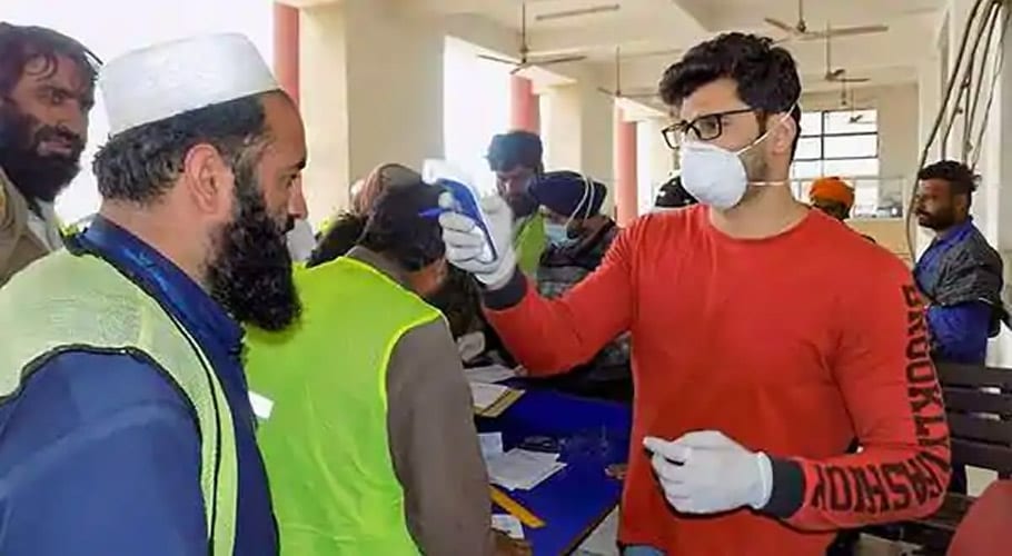 پاکستان میں کورونا وائرس کے 756 نئے کیسز رپورٹ، 13 مزید شہری جاں بحق