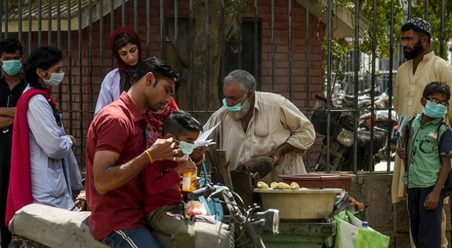 پاکستان میں کورونا وائرس سے 3 لاکھ 29 ہزار افراد متاثر، 6 ہزار 745 جاں بحق