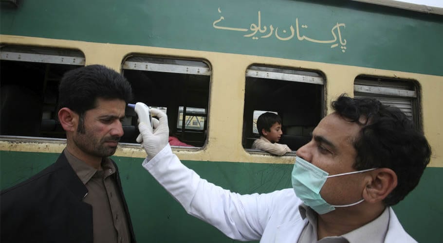کوروناکی لہر،ملک بھر کے سرکاری و نجی اداروں کو آدھا عملہ بلانے کا حکم