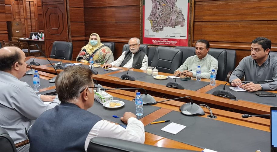 Firdous Shamim Naqvi chaired PTI officials Meeting at sindh assembly