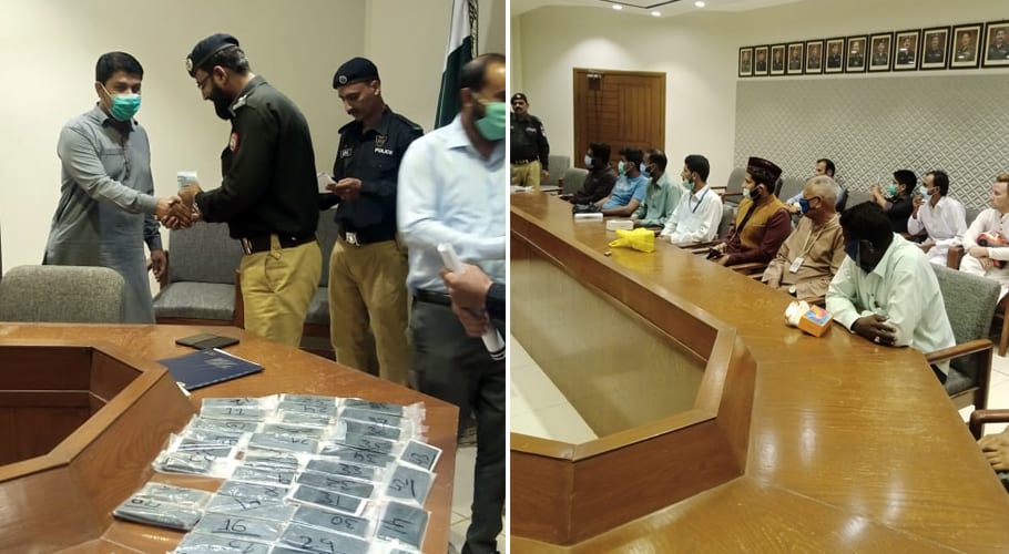 کراچی میں چھینے گئے موبائل فونز اصل مالکان کے حوالے