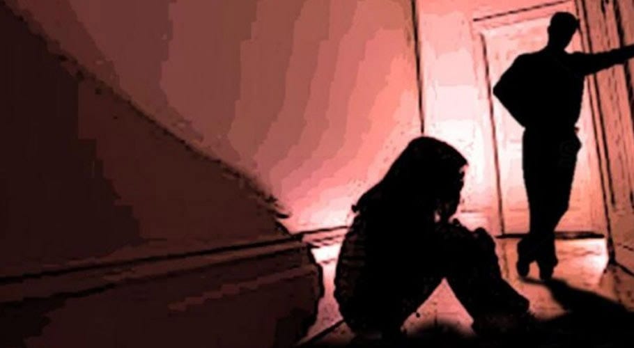 اوکاڑہ میں ماموں کی جنسی زیادتی، 15 سالہ بھانجی کا اسقاطِ حمل کے دوران انتقال