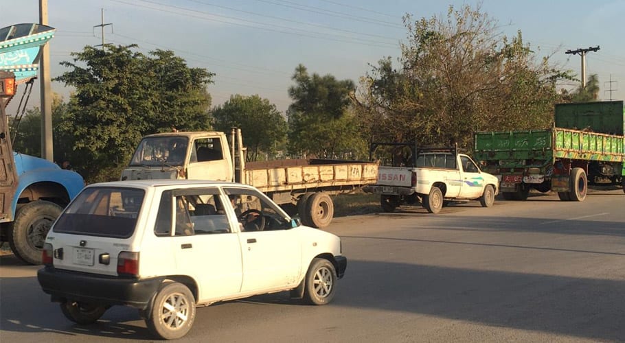 اسلام آباد میں 22 گاڑیاں 17 سال سے بغیر پرمٹ اور ٹوکن ٹیکس ادا کیے رواں دواں