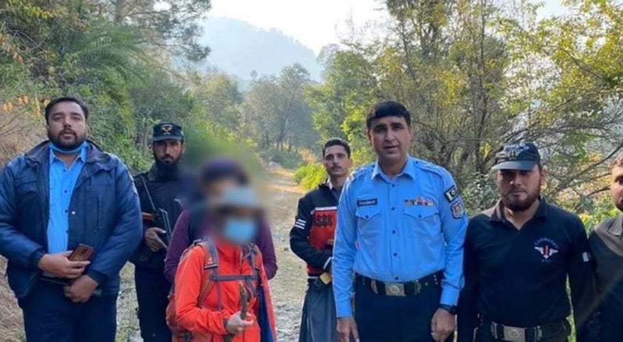 اسلام آباد پولیس کی کارروائی، 3 غیر ملکی لڑکیوں کو ہراساں کرنے پر 2 ملزمان گرفتار