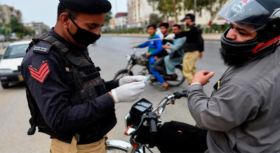 کراچی، کورونا سے متاثرہ پولیس افسران اور جوانوں کی تعداد 3 ہزار 652 ہو گئی
