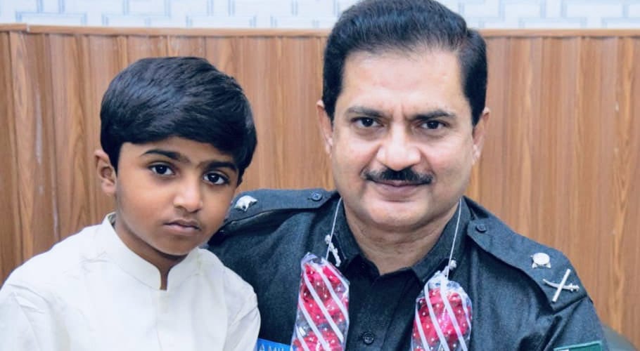 حیدر آباد پولیس کا کارنامہ، اغواء کیا گیا 6 سالہ عمران علی لاڑکانہ سے بازیاب
