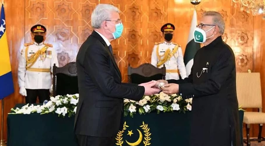 ‘Nishan-e-Pakistan’ award conferrred on Bosnian president