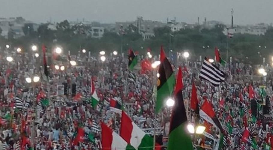 پی ڈی ایم کا ملتان میں پاور شو، آصفہ، مریم اور مولانا فضل الرحمن جلسہ گاہ پہنچ گئے