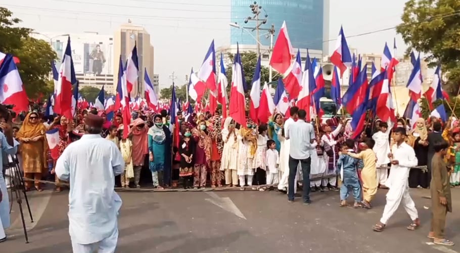 قوم پرست جماعتوں کے اتحاد ''سندھ ایکشن کمیٹی'' کاگورنر ہاؤس کے باہر احتجاج