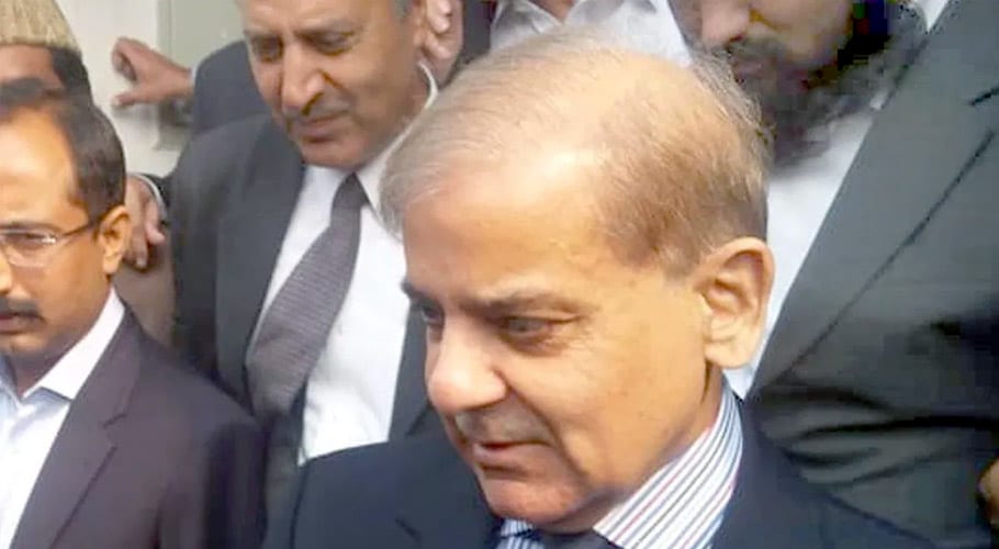 عدالت نے شہباز شریف کو پیشی کیلئے بکتر بند گاڑی میں لانے سے روک دیا