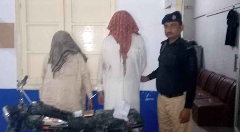 Police encounter in Sohrab Goth, two accused arrested, weapons recovered