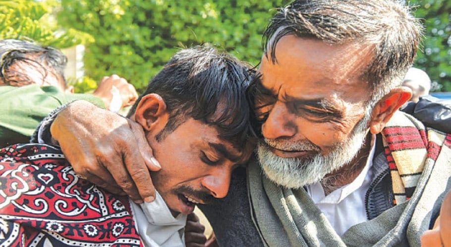 19 fishermen released from Indian captivity reach Karachi