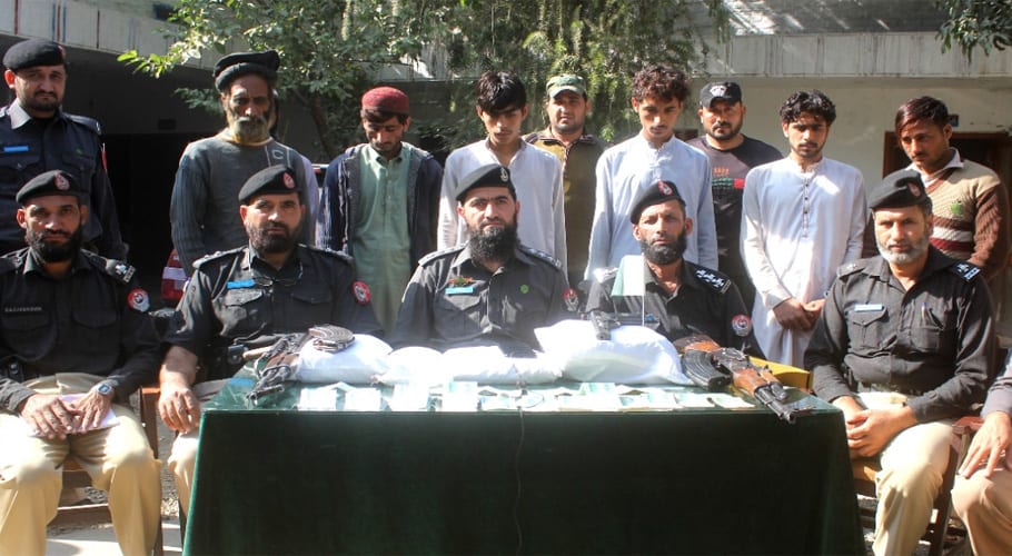 Shabqadar police arrest 4 accused of dacoit gang