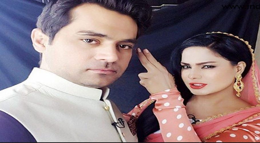 Asad Bashir Khattak sent 500 million Defamation Notice to Veena Malik