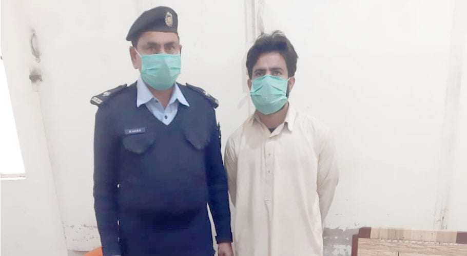Karachi Company Police arrest robber gang member