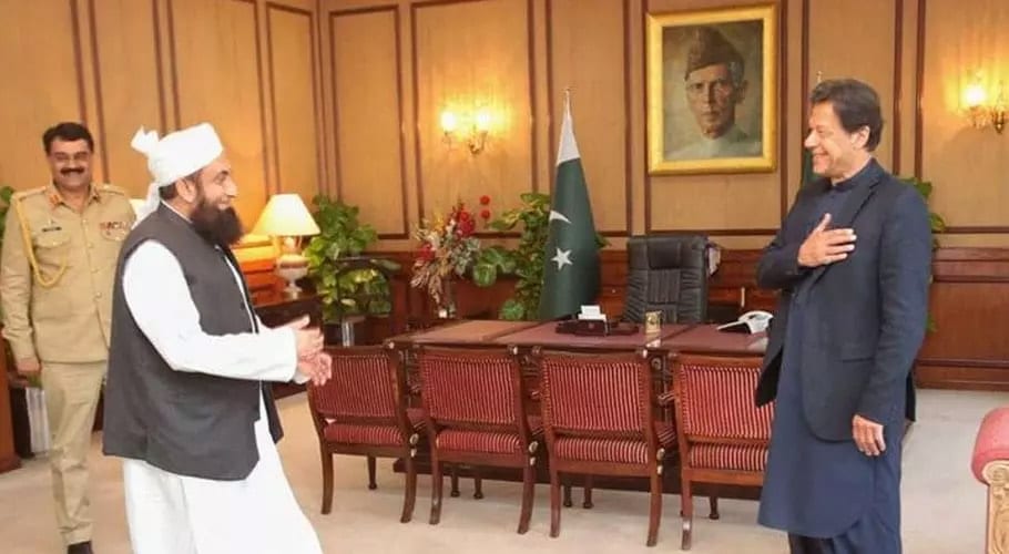 وزیرِ اعظم عمران خان مولانا طارق جمیل کی جلد صحتیابی کیلئے دُعا گو