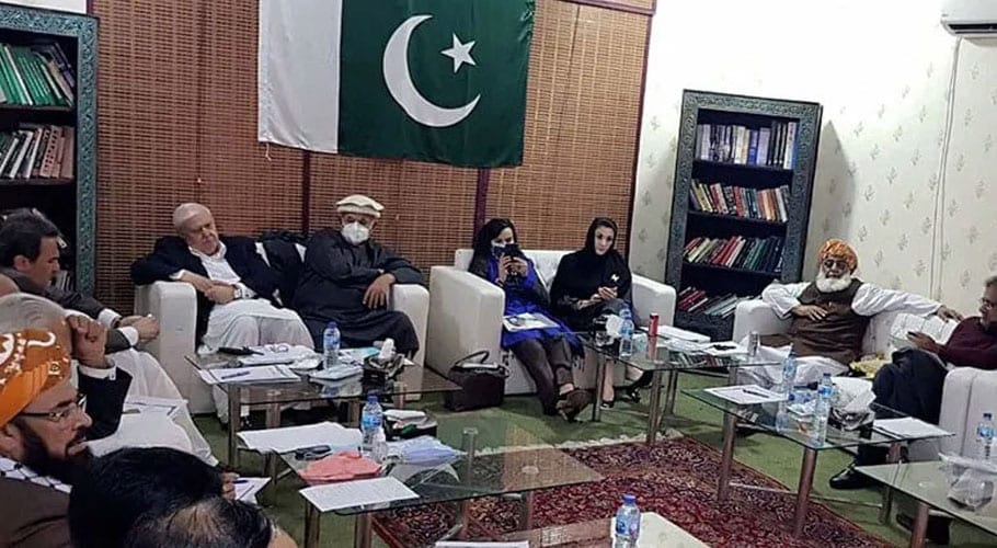 مولانا فضل الرحمان کی زیرِ صدارت پی ڈی ایم سربراہی اجلاس یکم جنوری کو طلب