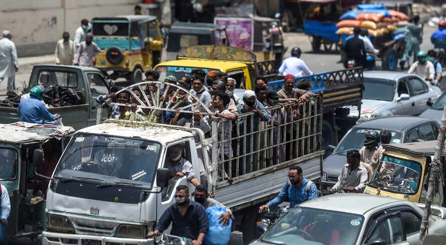 کورونا کے سب سے زیادہ مثبت کیسز کراچی سے رپورٹ ہوئے۔این سی او سی