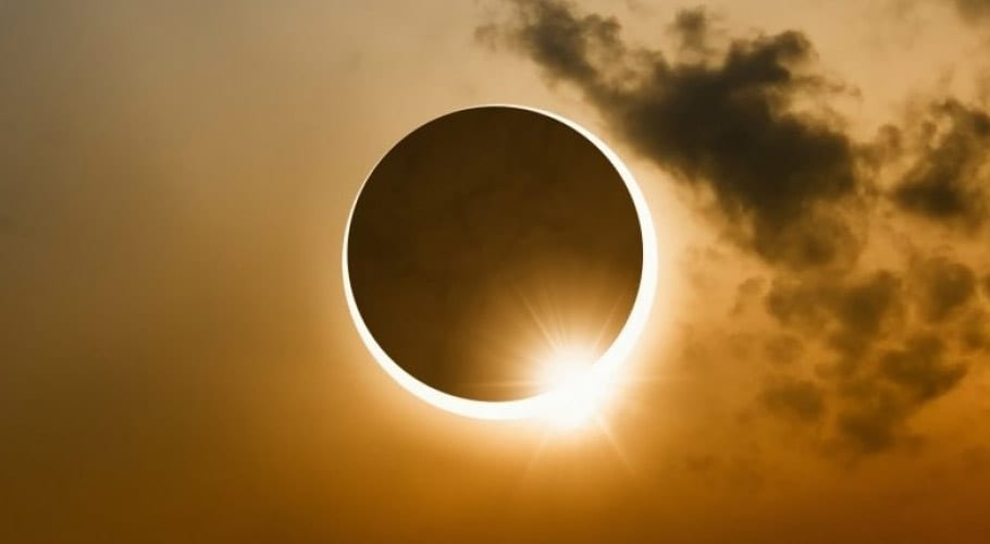رواں سال کا آخری سورج گرہن آج ہوگا۔محمکۂ موسمیات کی پیشگوئی