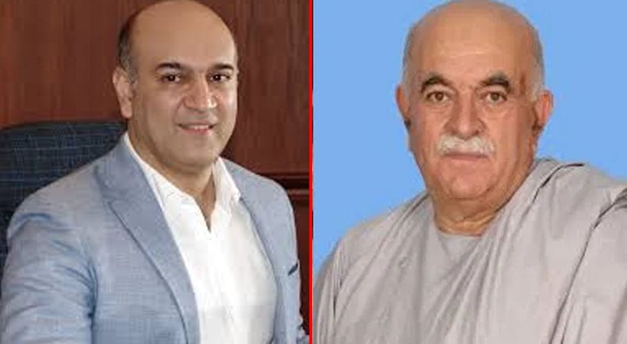 Hunaid Lakhani is criticizing Mahmood Khan Achakzai