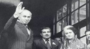 Bhutto and Indira Gandhi at the summit in Simla, India, following the Indo-Pakistan war.