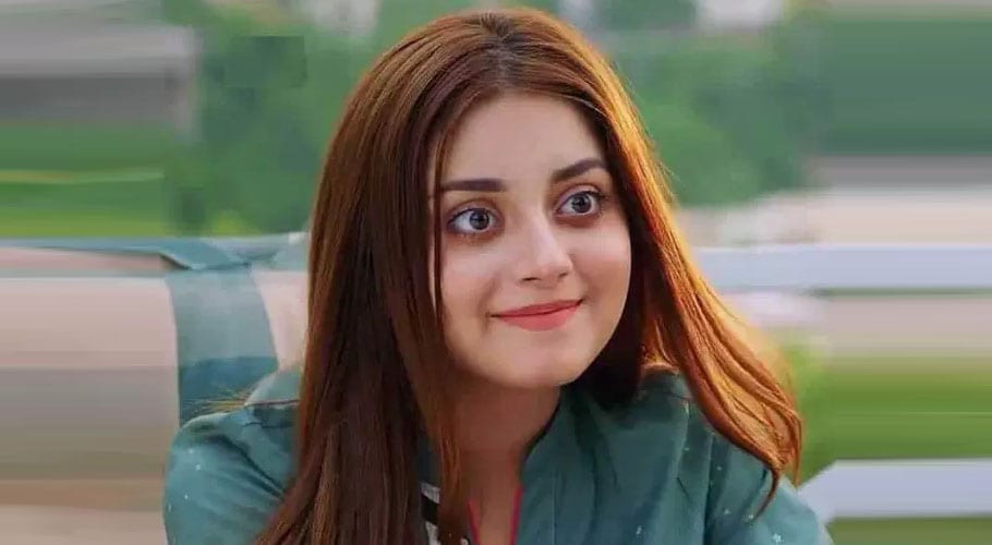 وہاں رہیں جہاں چاہنے والوں کی توجہ ملے۔علیزے شاہ کا مداحوں کو مشورہ