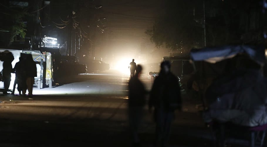 ملک بھر میں بریک ڈاؤن کے آفٹر شاکس کا سلسلہ جاری، بجلی مکمل بحال نہ ہوسکی