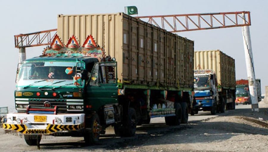 شہر بھر میں دھرنوں کے باعث مویشیوں کے چارے اور اجناس کی ترسیل متاثر