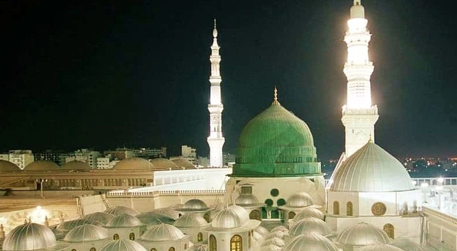 تاریخ میں پہلی بارمسجد نبوی کی چھت پر نماز کی ادائیگی کی اجازت