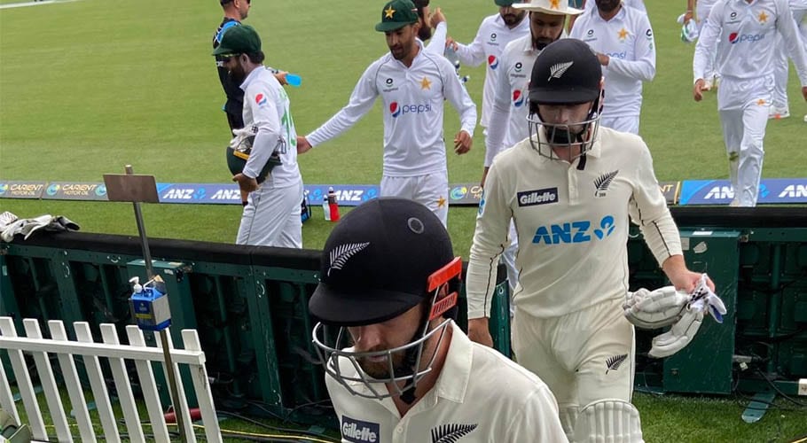 کین ولیمسن کی ڈبل سنچری، نیوزی لینڈ نے پاکستان کے خلاف 659رنز بنا لیے