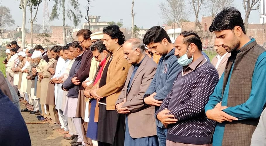 این اے 75 ضمنی انتخاب کے دوران فائرنگ سے جاں بحق پی ٹی آئی کارکن کی نمازِ جنازہ ادا