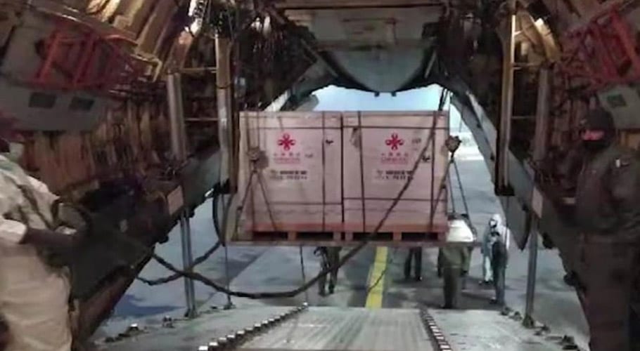 پاک فضائیہ کا طیارہ چین سے کورونا ویکسین لے کر وطن واپس پہنچ گیا