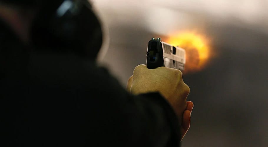 Religious scholar injured in Karachi gun attack