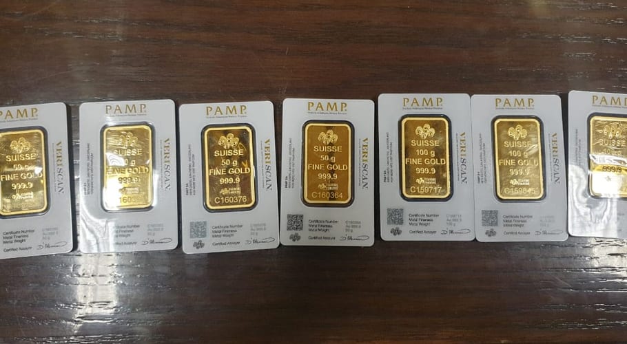 کسٹم حکام کی جناح ٹرمینل پر کارروائی،غیرملکی پرواز سے بھاری مقدار میں سونا برآمد
