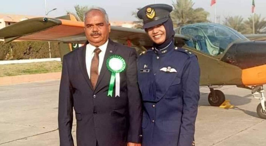 بورے والا کی حفصہ جاوید پاکستان ایئر فورس میں بطور فائیٹر پائلٹ منتخب ہو گئیں