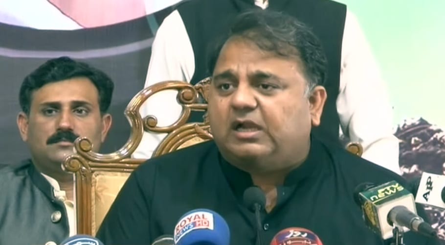 سندھ کے مسائل کا حل گررنر راج نہیں آرٹیکل 140 اے میں پنہا ہے، فواد چوہدری