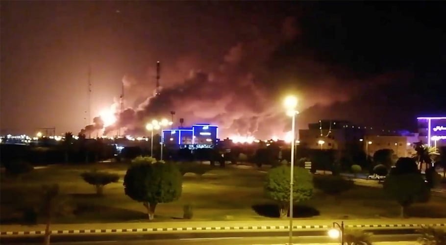 سعودی عرب نے تیل کی تنصیبات پر حوثی باغیوں کے حملے کی تصدیق کردی