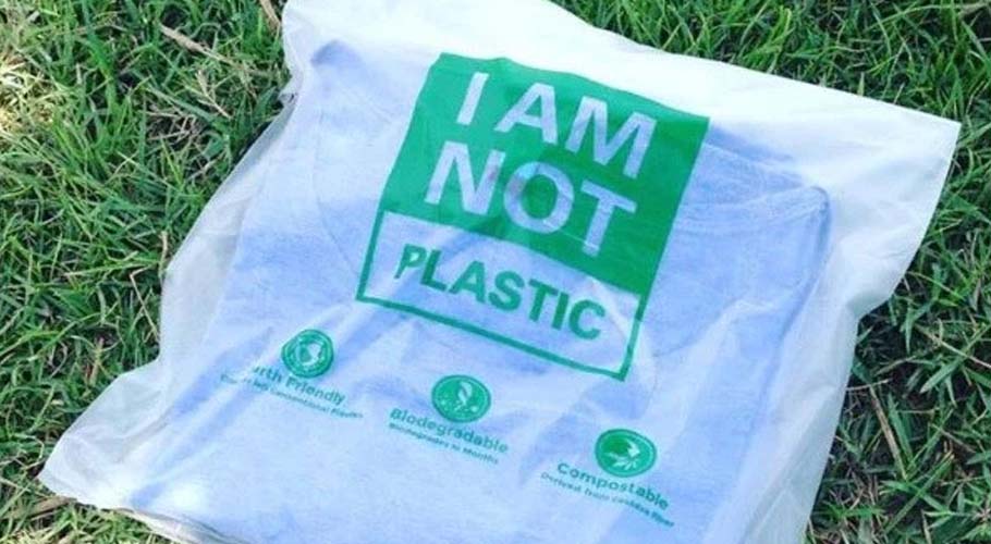 ماہرین کا لکڑی کے برادے سے پلاسٹک بنانے کا کامیاب تجربہ