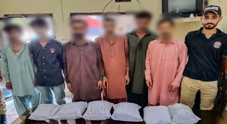 ملیرپولیس کا منشیات کے خلاف کریک ڈاؤن، 10 کلو سے زائد چرس برآمد، 6ملزمان گرفتار