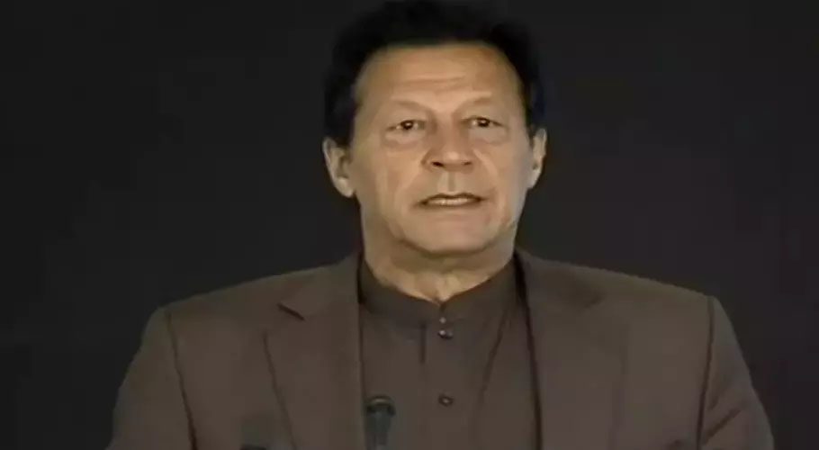 وزیرِ اعظم عمران خان کی کوئٹہ دھماکے کی شدید مذمت، رپورٹ طلب کر لی