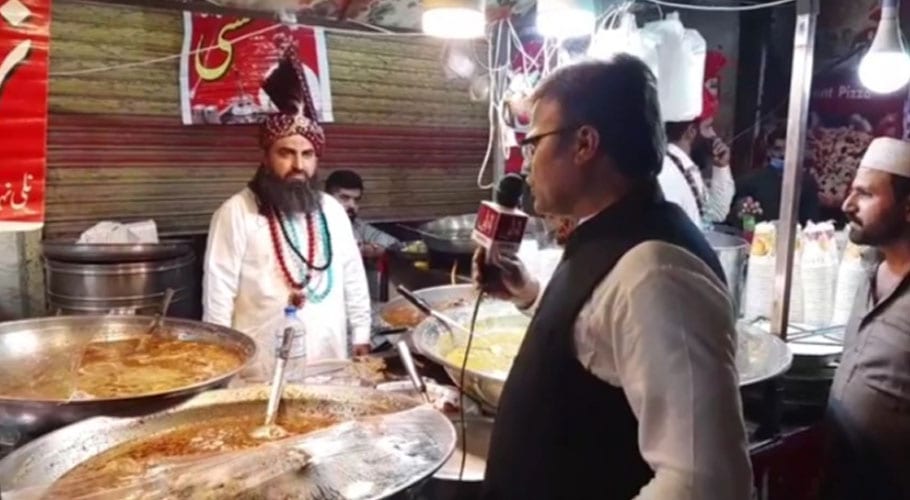 کرتاپورہ فوڈ اسٹریٹ مزیدار سحری کیلئے راولپنڈی کے شہریوں کی اولین پسند بن گئی