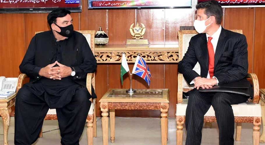 وزیر داخلہ نے برطانوی ہائی کمشنر سے نواز شریف کو ڈی پورٹ کرنے کی درخواست کردی
