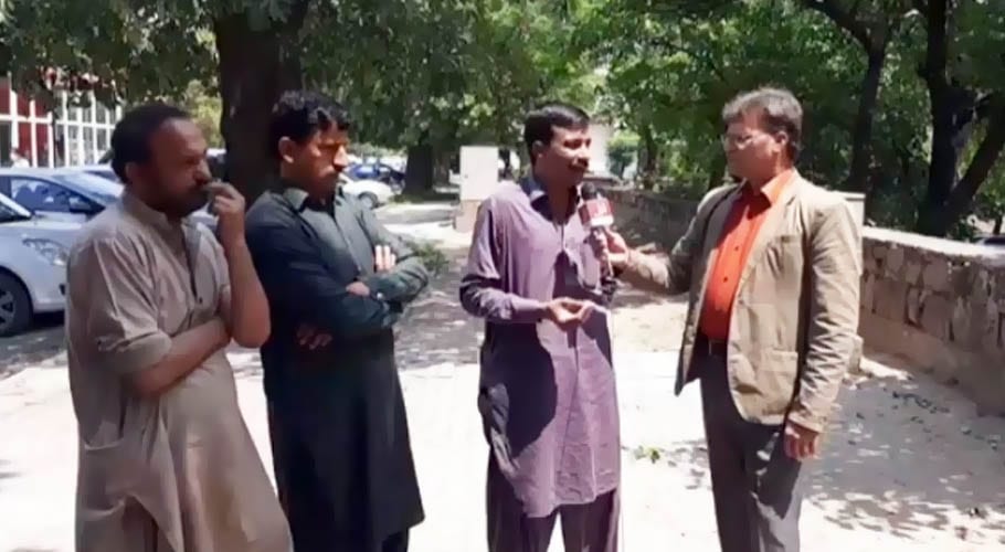 اسلام آباد میں ٹرانسپورٹ بند ہونے سے محنت کش ٹیکسی ڈرائیورز کے گھروں میں فاقے