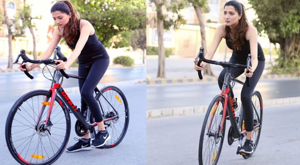ڈرامہ "چپکے چپکے" کی اداکارہ ایمن سلیم کی بولڈ ڈریس میں تصاویر وائرل