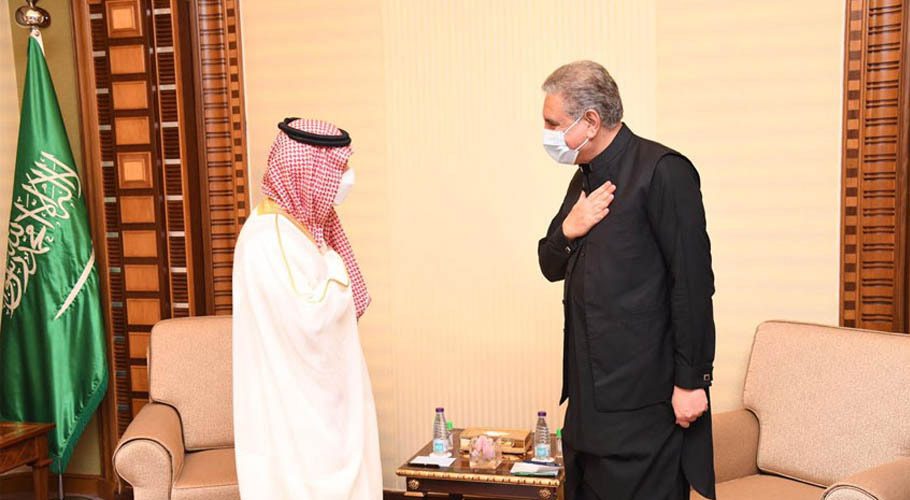 وزیرِ خارجہ کی سعوی ہم منصب سے ملاقات، تجارت اور دیگر شعبہ جات میں تعاون پر اتفاق